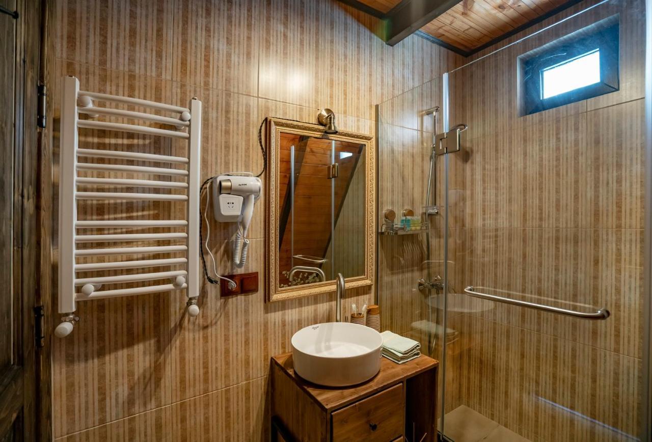 Voyager Villa Kazbegi Eksteriør bilde